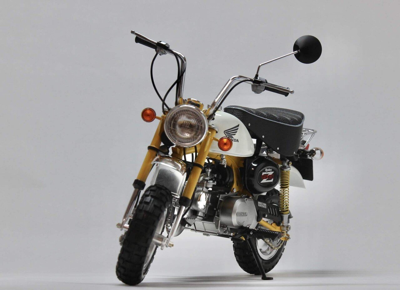 タミヤ 1/6 ホンダモンキーリミテッド クロームメッキ仕様 ホンダ モンキー 完成（タミヤ 1/6）｜スイートネイル