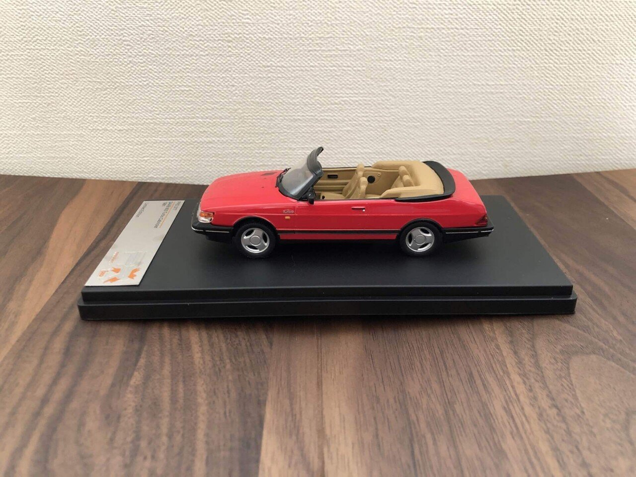 サーブ900カブリオレのミニカーを見る|アラン藤島 サーブ900カブリオレのミニカーを見る|アラン藤島