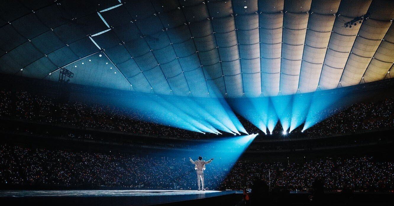 魔法と呼ぶにはあまりにも現実みたいで あお Note 魔法と呼ぶにはあまりにも現実みたいで あお Note