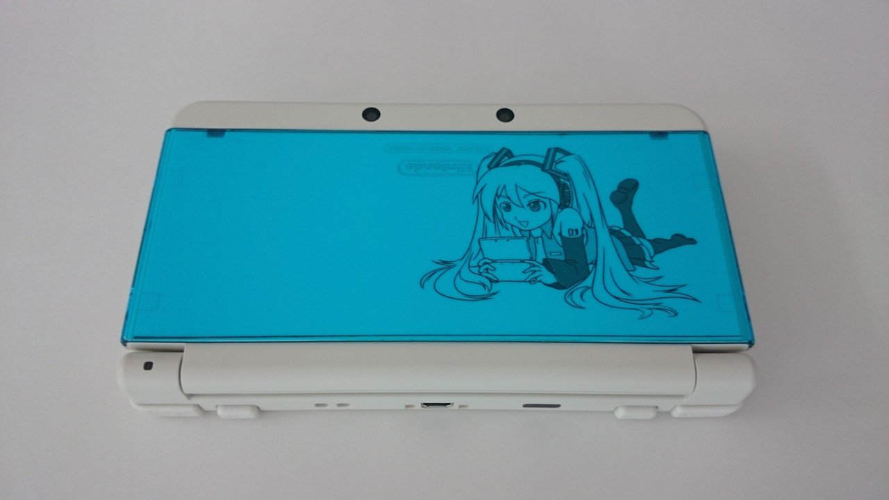 2454【ほぼ新品】Newニンテンドー3DS きせかえプレート ホワイト 2454【ほぼ新品】Newニンテンドー3DS きせかえプレート ホワイト