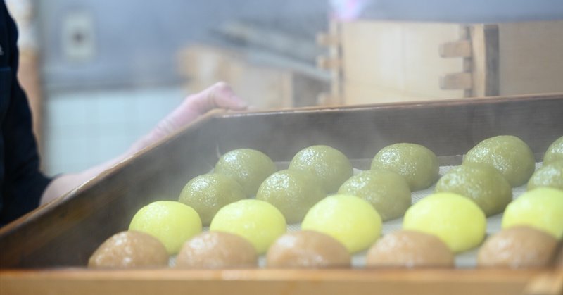 松山のローカルな和菓子「醤油餅」。140年続く老舗の挑戦は続く｜白石本舗