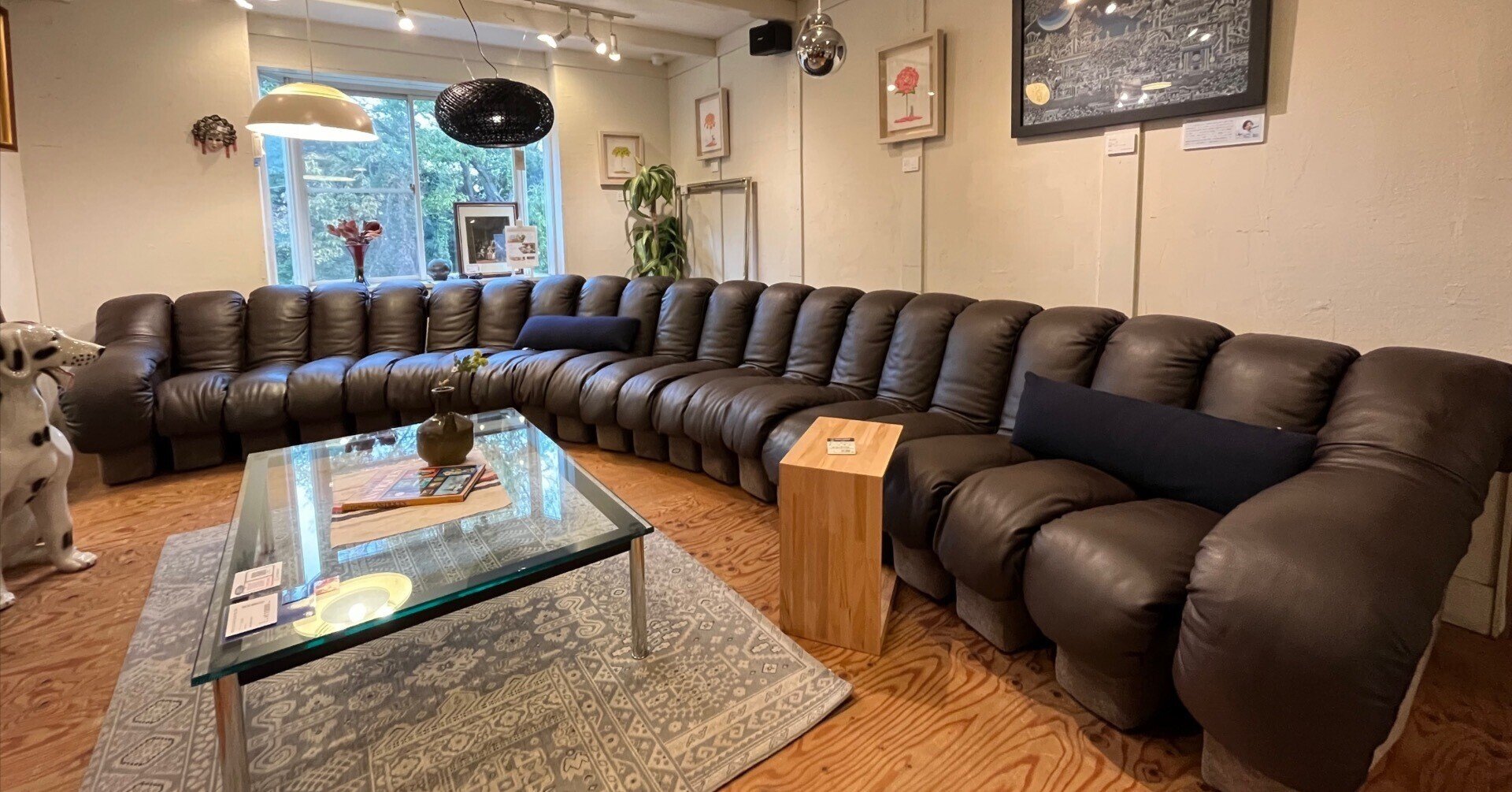 昭和の銀幕スター、石原裕次郎が愛用したソファ。〜モビリア / mobilia 昭和の銀幕スター、石原裕次郎が愛用したソファ。〜モビリア / mobilia