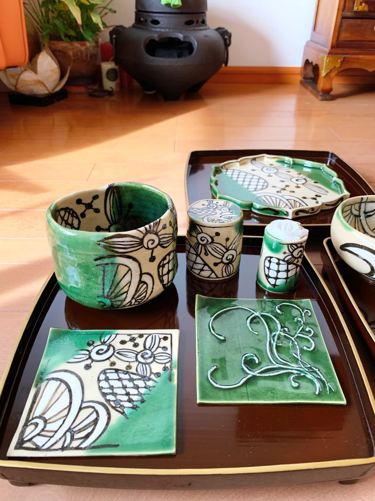 ⚜️古田織部香合⚜️鉄絵 ⚜️安土 桃山 ⚜️茶道具 ⚜️古田織部香合⚜️鉄絵 ⚜️安土 桃山 ⚜️茶道具 歴史的価値が光る
