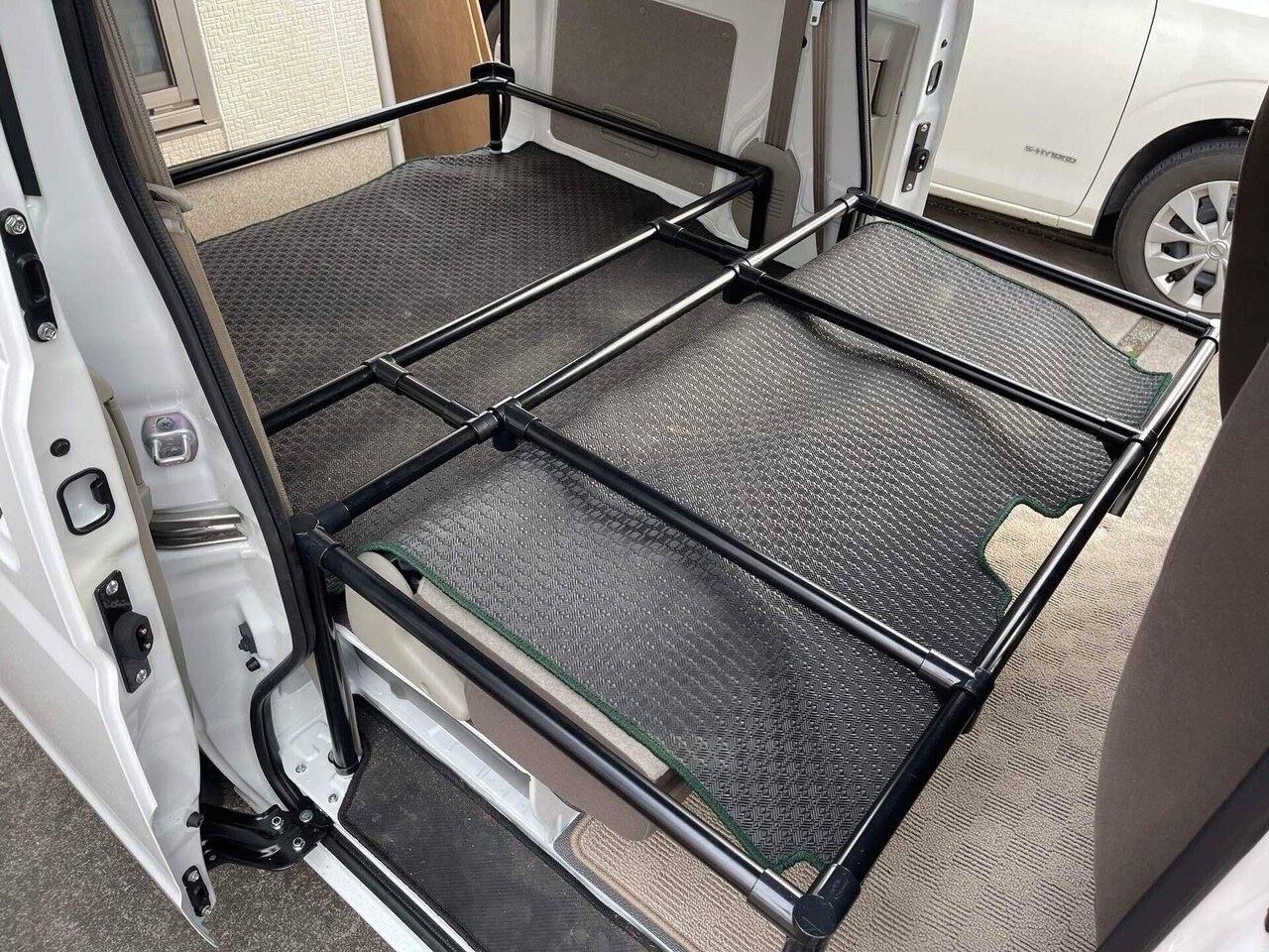 イレクターパイプで床フラット その②｜banco1972