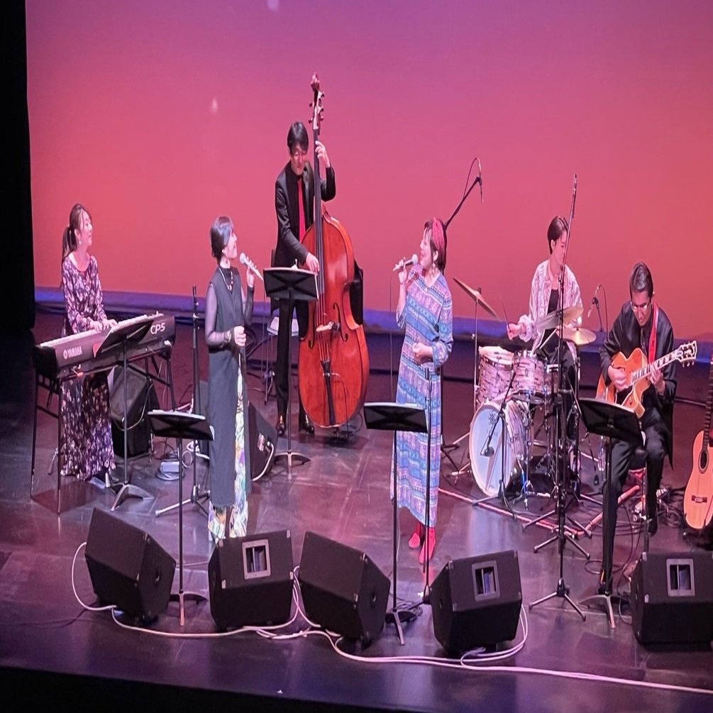 ライブレポート］初共演とは思えない魅惑のツインボーカル。二人の歌姫