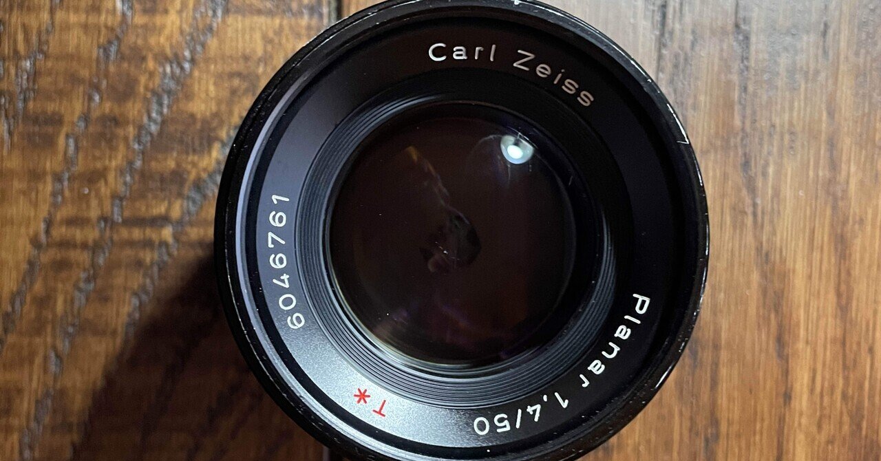 中判フィルムカメラ カール・ツァイスレンズ フィルムカメラの選び方】中判で手軽にカールツァイスを味わう