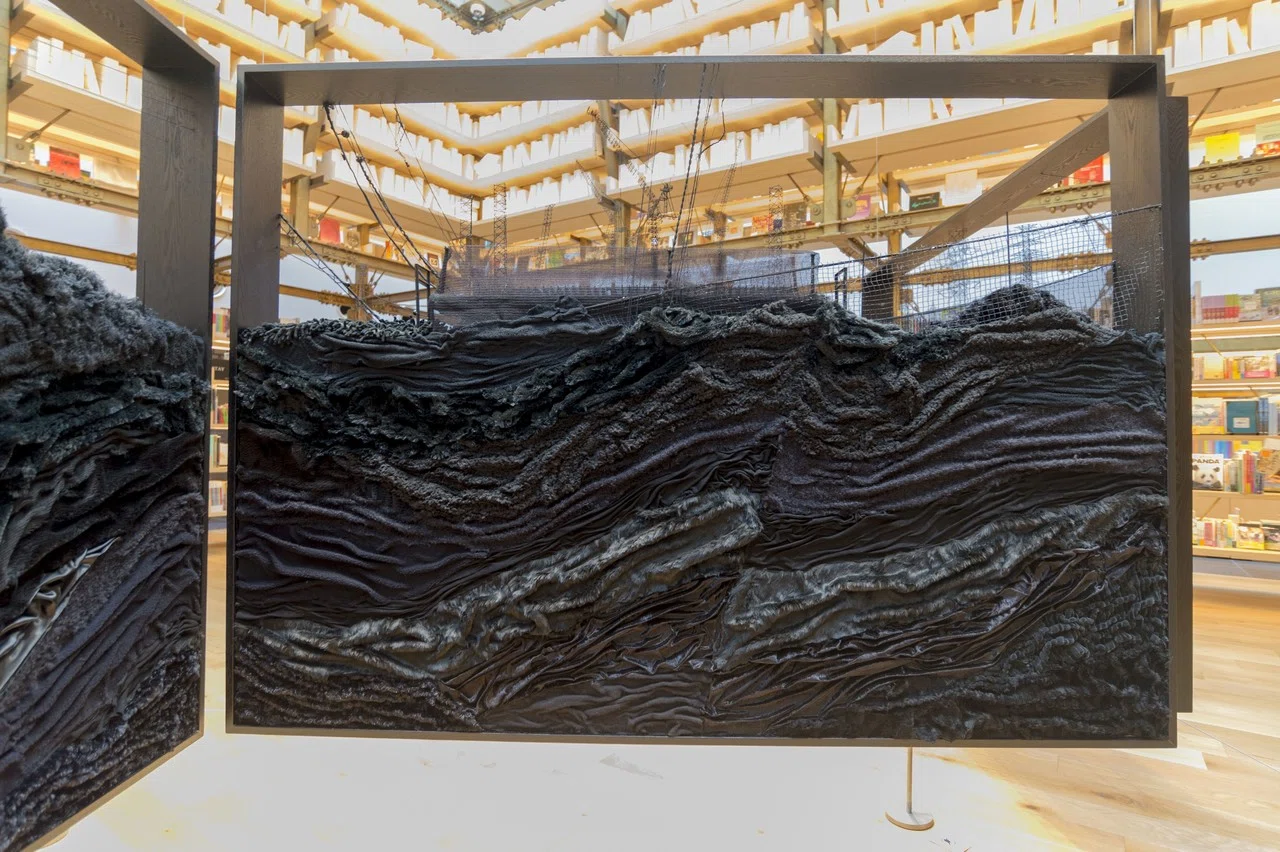 美しさ” と ”不安” の間の風景 ー岩崎貴宏 Layer and Folding ＠銀座