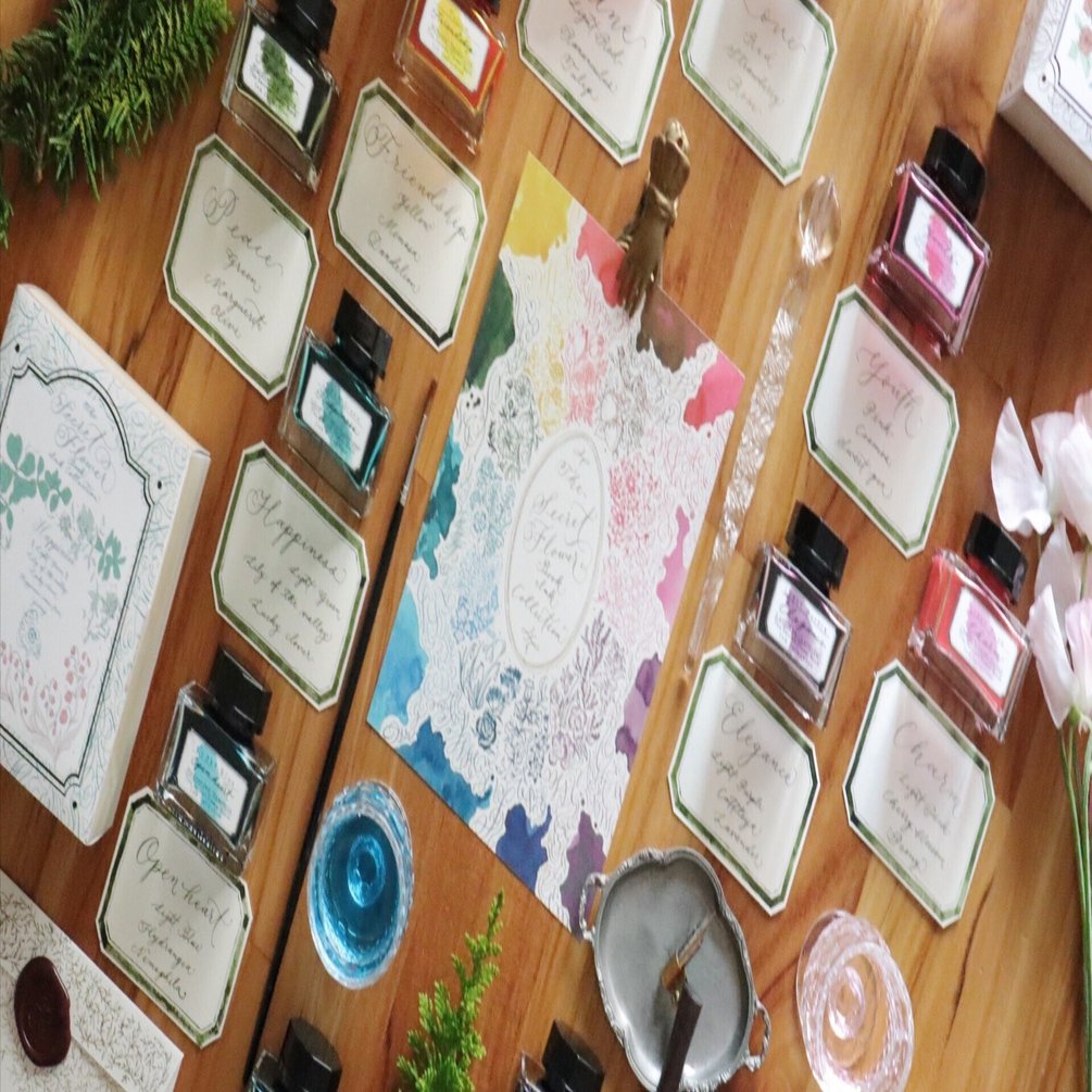 お知らせ 株式会社フェリシモ ミニツク 秘密の花図鑑 インクコレクション の監修をさせていただきました Boudoir ブドワール 秘密 の小部屋 Note