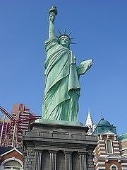 自由の女神（Statue of Liberty)物語｜石膏像ドットコム（脇本）