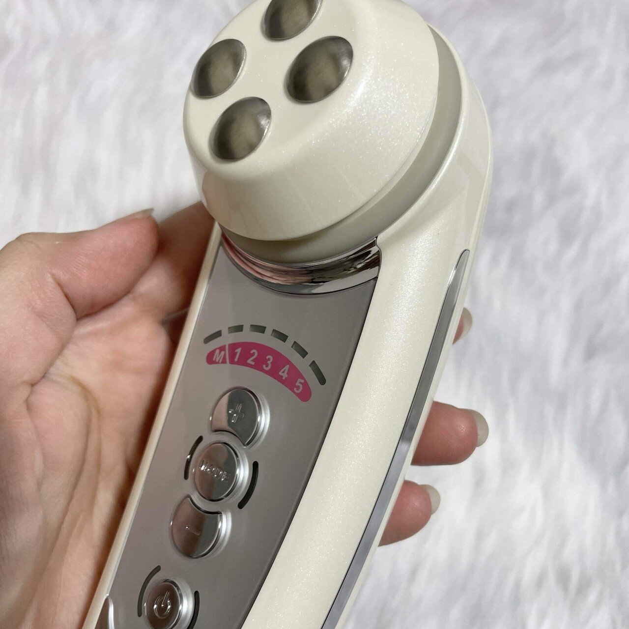 田中みな実愛用 美顔器 Cellcure special24 田中みな実さん使用！美顔器5