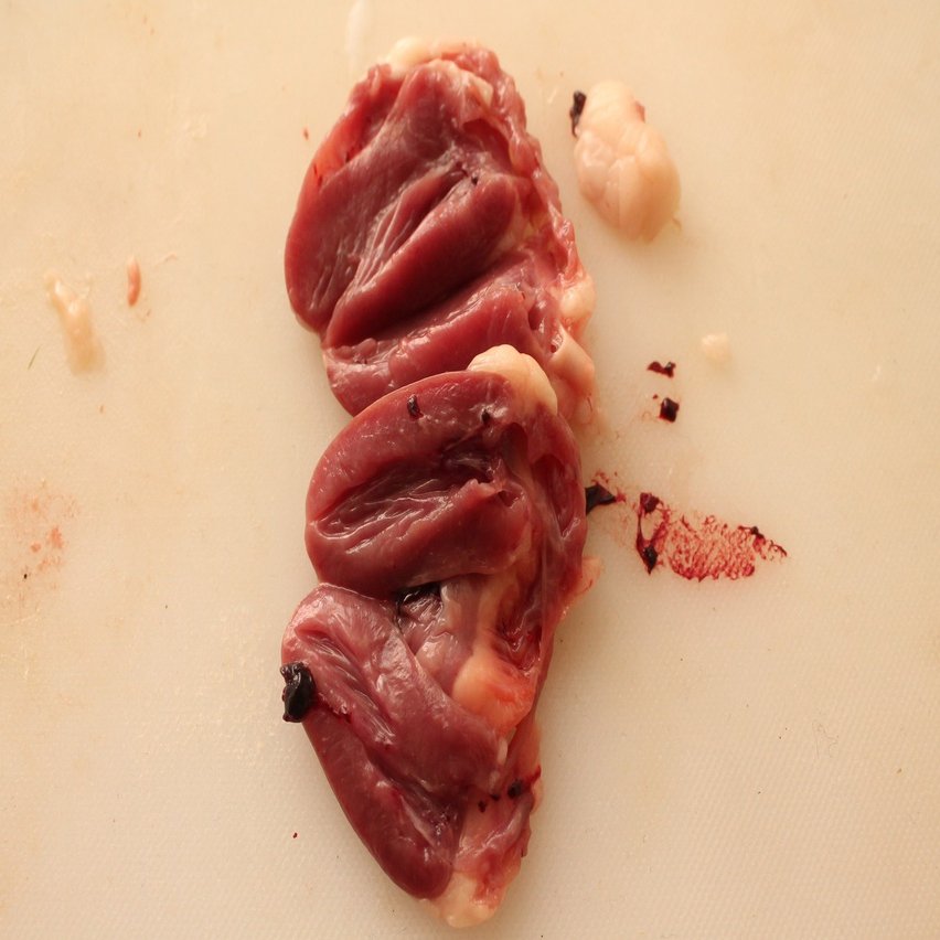 余った鶏の心臓は基本焼く 樋口直哉 Travelingfoodlab Note