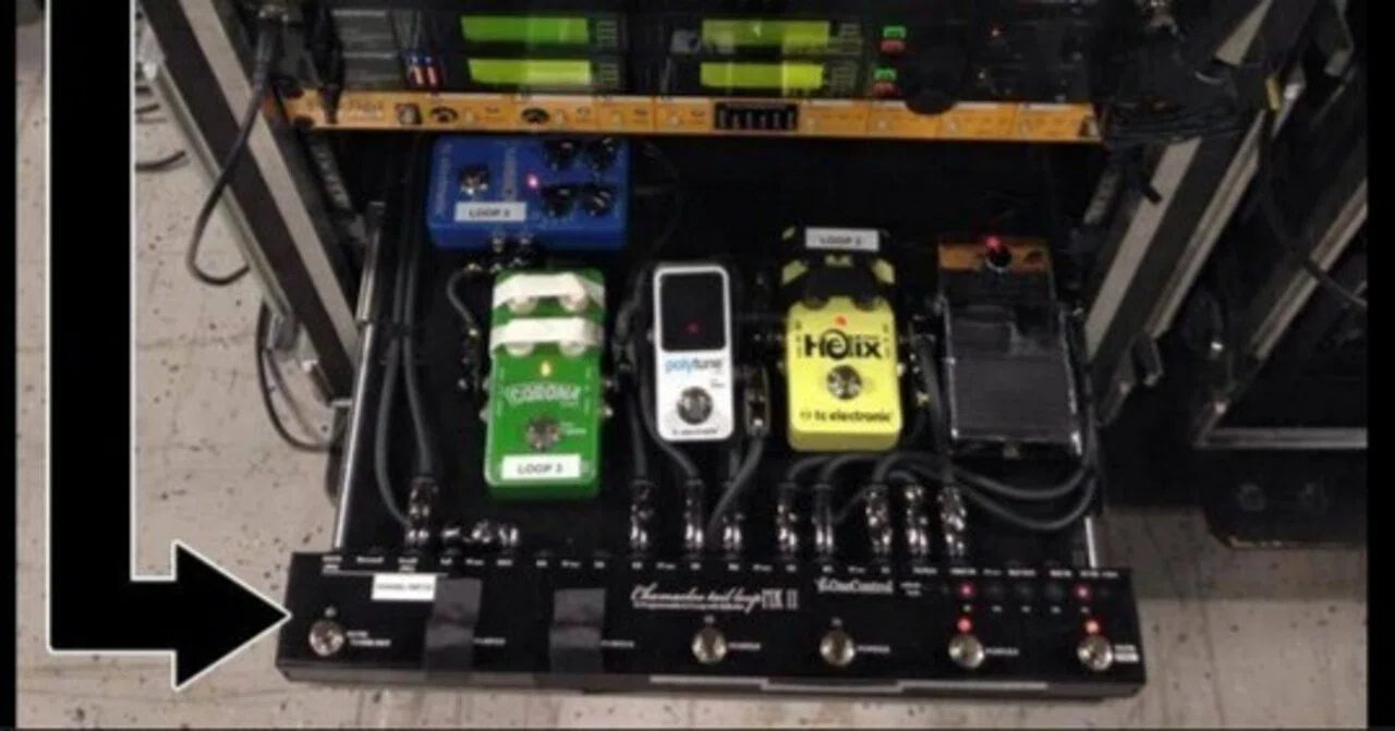 アンスラックスのスコット・イアンがOne Control Chamaeleo Tail Loop