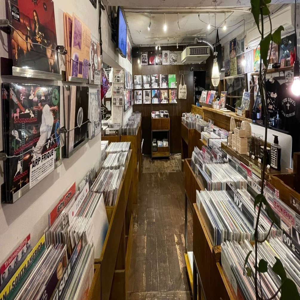 THE 30 BEST ALBUMS OF 2022 : BIG LOVE RECORDS HARAJUKU TOKYO｜仲真 