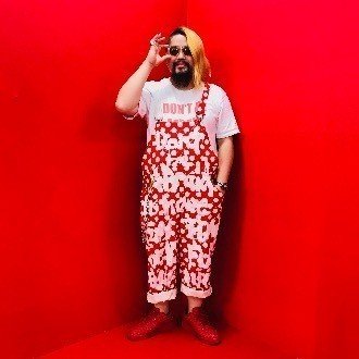 赤澤岳人(アートの会社「株式会社OVER ALLs」代表取締役社長)