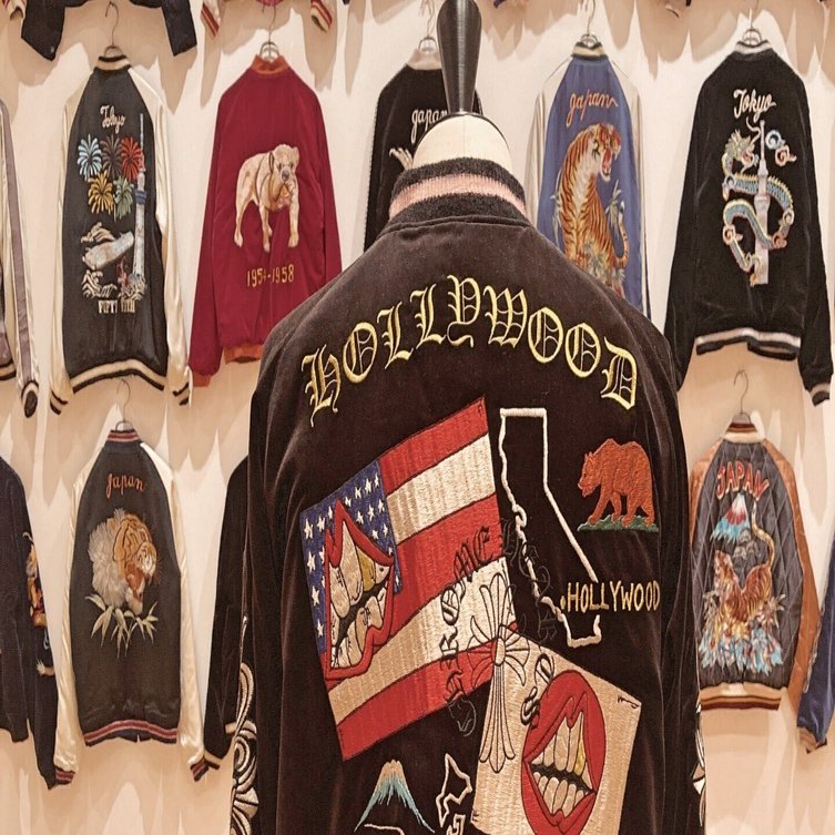 スカジャンだらけの美術館。『PRIDE OF YOKOSUKA スカジャン展