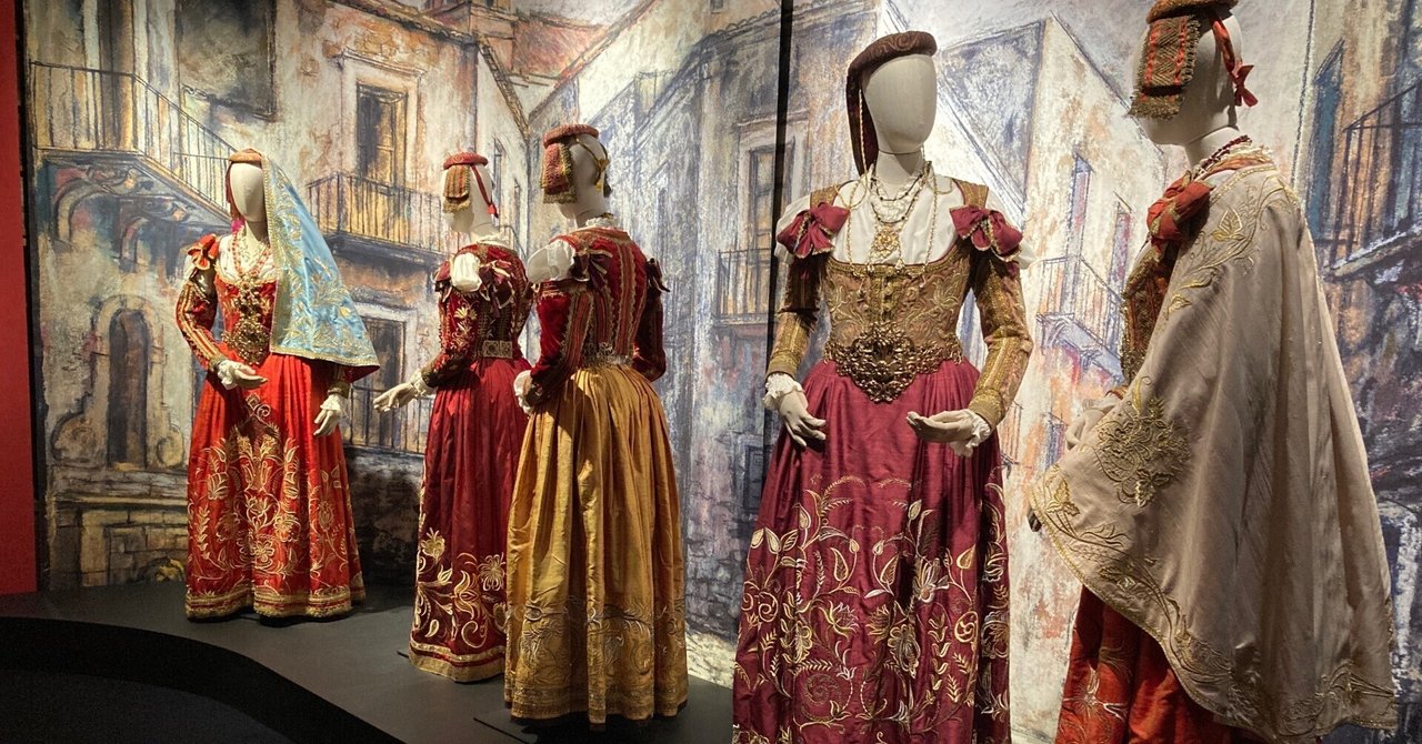フランコ・ゼフィレッリ（Franco Zeffirelli）生誕100周年を記念した特別展がミラノ・スカラ座にて開催：Zeffirelli, gli  anni alla Scala｜Nao Masunaga