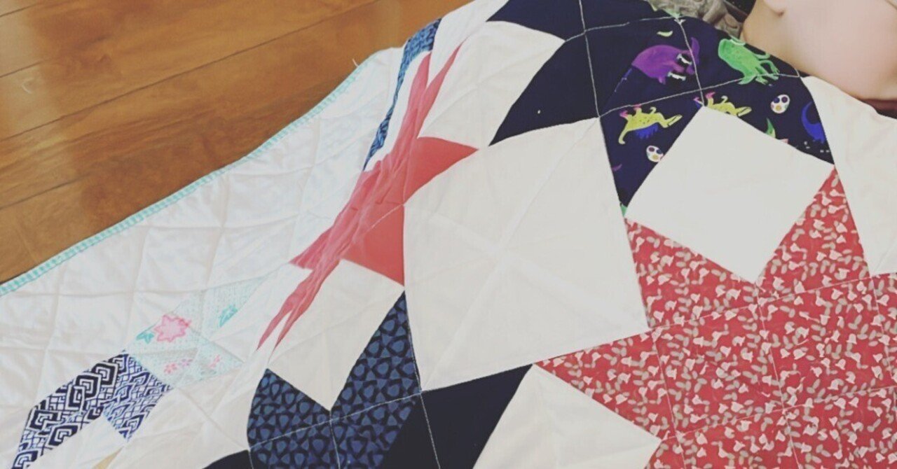 いろんなはぎれのパッチワークキルト｜itoshigoto