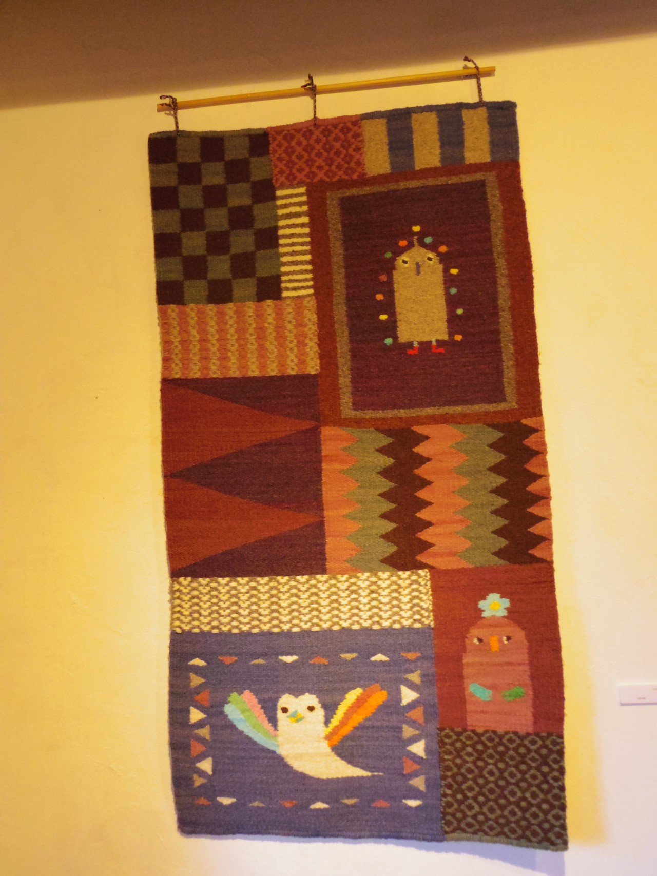 作家もの メキシコウールで手織りされた幾何学模様のウール織物