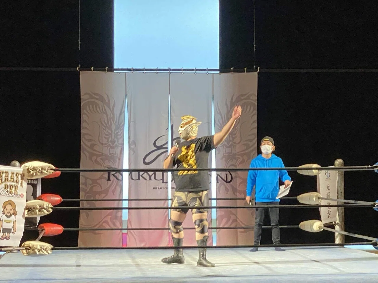 プロレスの熱い風が糸満の寒さを吹き飛ばした！そんな1日の物語 