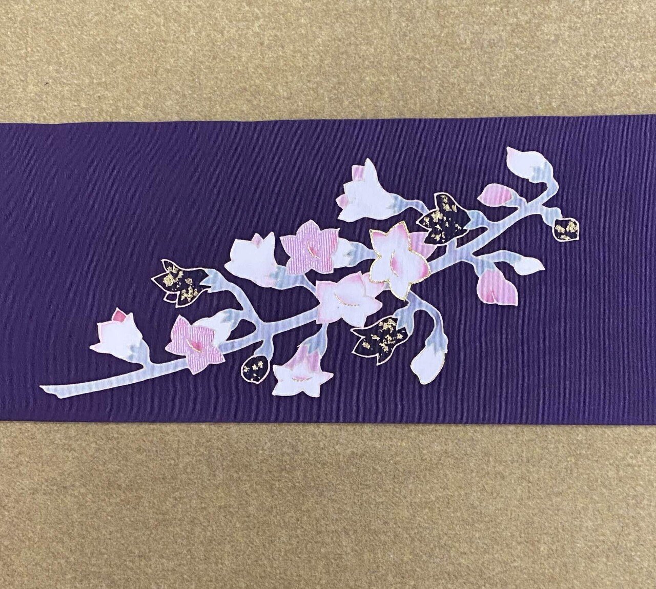 大羊居 開き名古屋 桃 グレー 灰色 刺繍 東京友禅 大羊居 開き名古屋 桃 グレー 灰色 刺繍 東京友禅