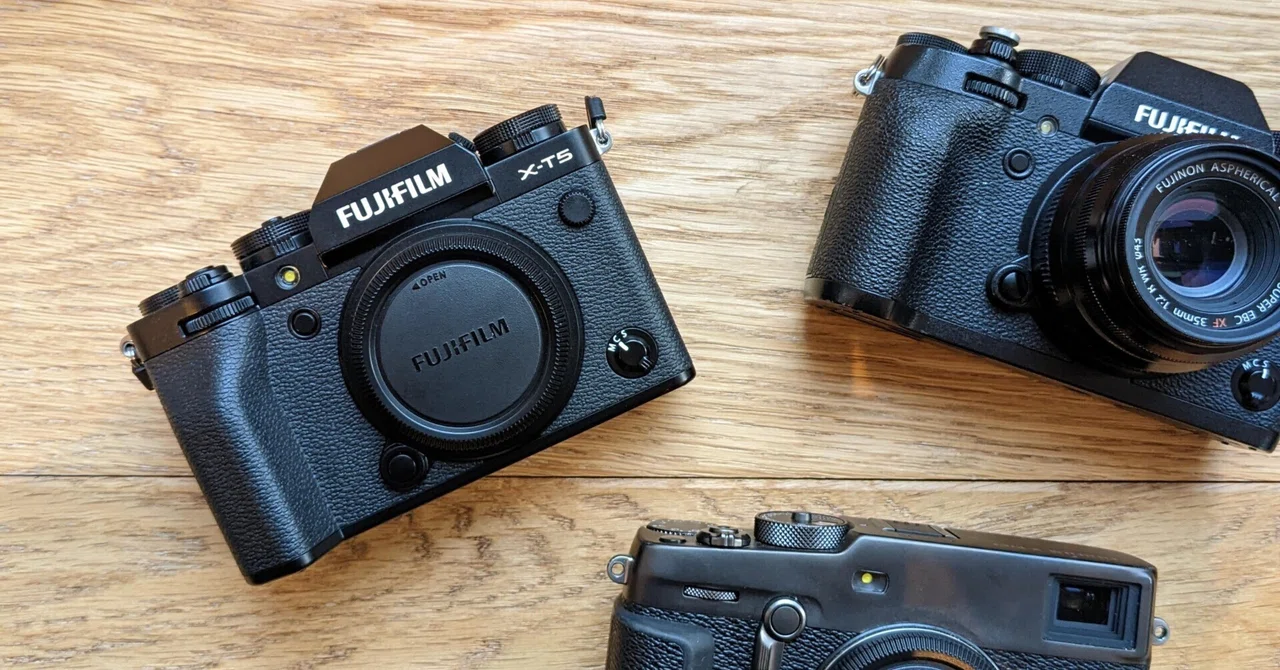 フジフイルム X-T3 レンズ2本セット フジフイルム X-T3 レンズ2本セット