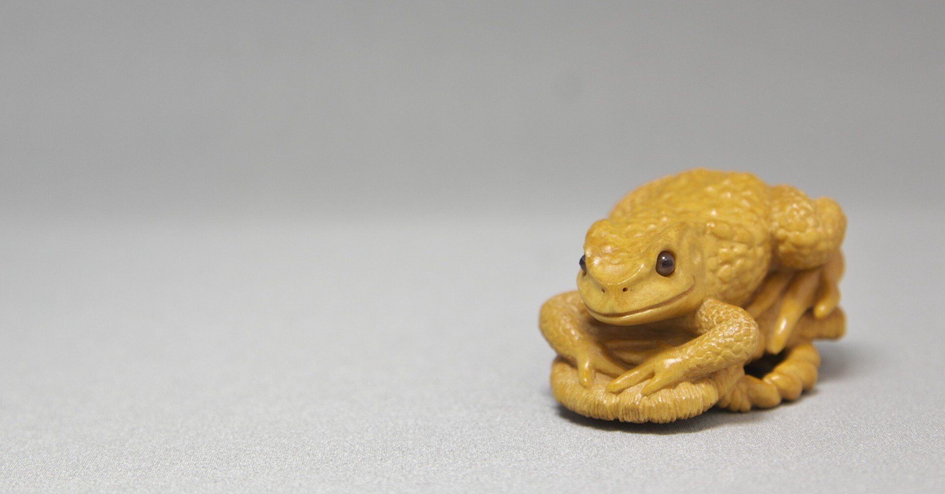 作品紹介】『 草履に蛙 』の謎 前編｜伝吉_TellGlad