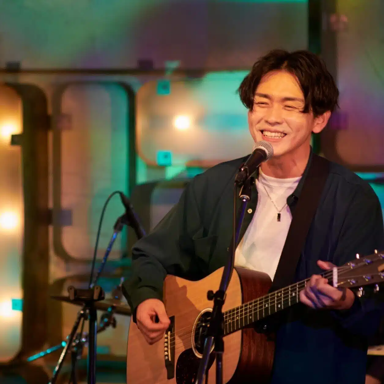 小田留意（シンガーソングライター、音楽プロデューサー、作曲家）