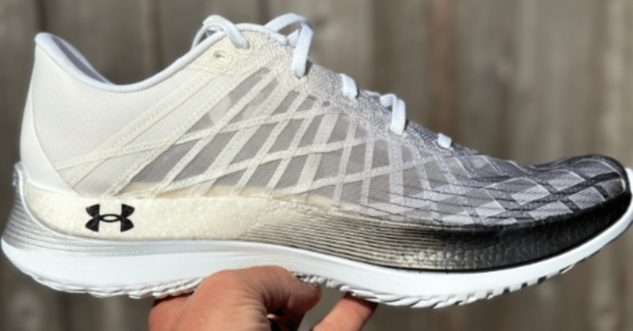 第99回箱根駅伝で慶大・貝川裕亮選手が履いたアンダーアーマーの