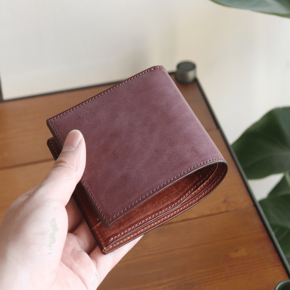 ebagos ブライドルレザー二つ折りステッチ財布 ebagos エバゴス ブライドルレザー二つ折りステッチ財布 | マドリガル