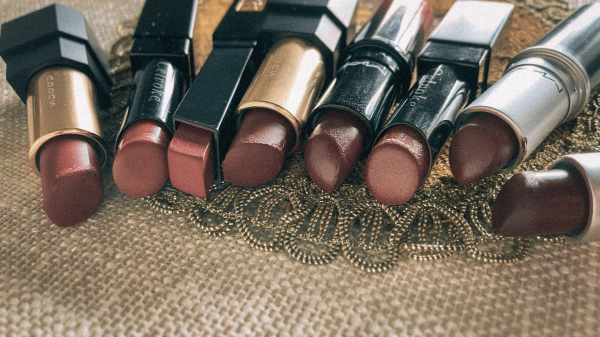 My Brown Lip Collection｜青木 由宇 𝑌𝑢𝑢 𝐴𝑜𝑘𝑖