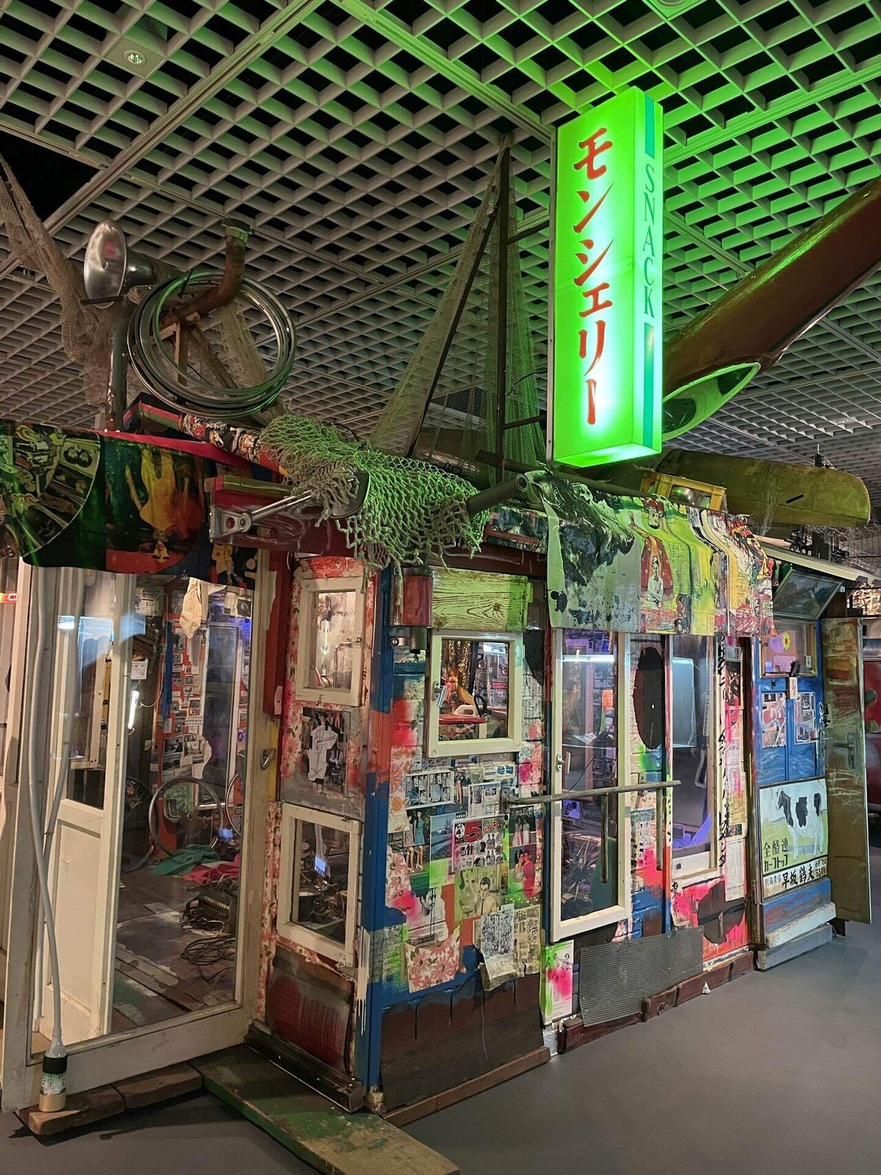 作品名「永久機関」近代アート 圧縮された永遠～『大竹伸朗展』@東京国立近代美術館｜月の人