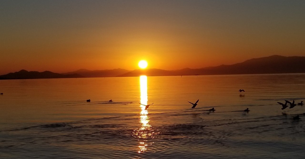 琵琶湖の夕日、今年の初投稿