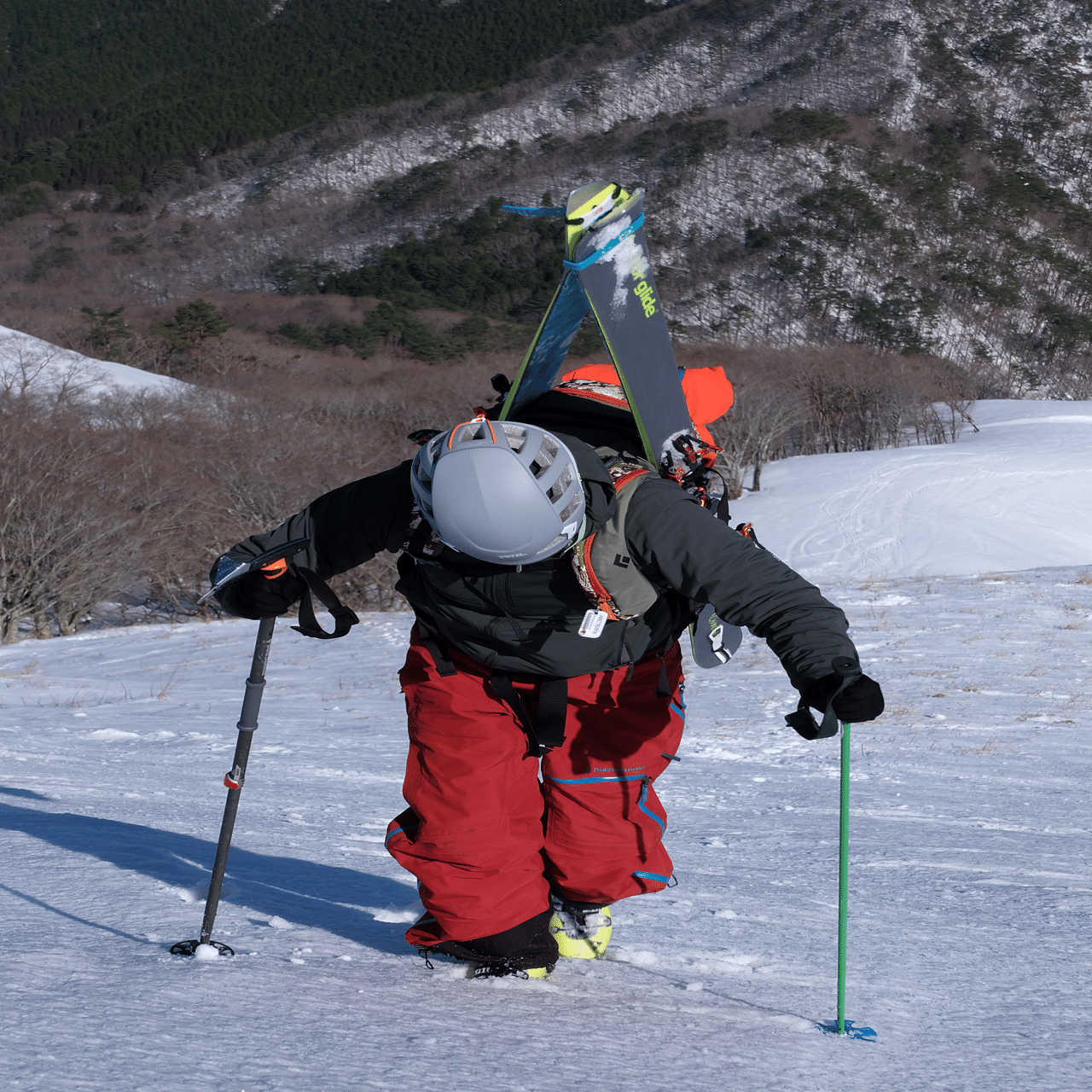 深入山でバックカントリースキー♪｜ラリーグラス