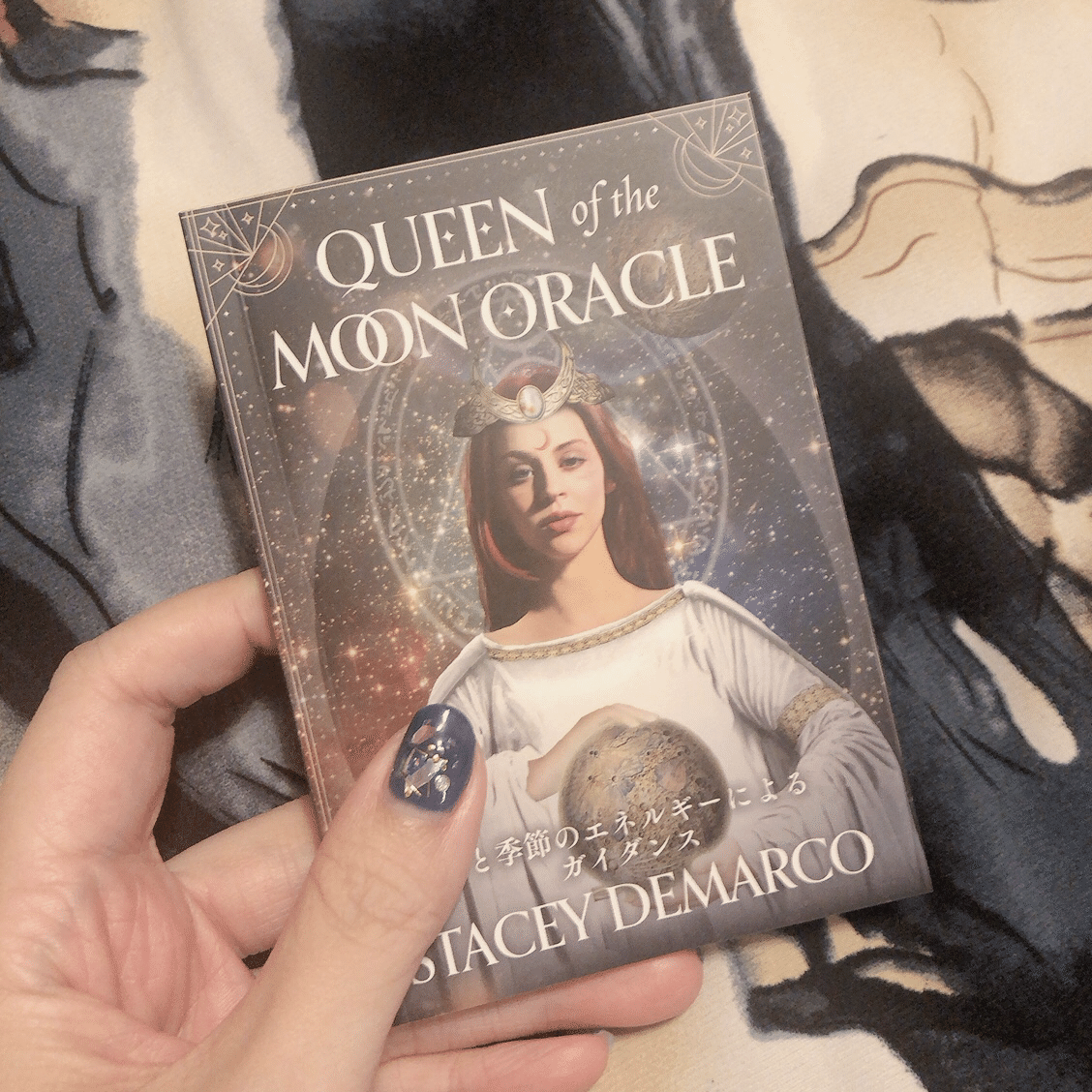 QUEEN of the MOON ORACRE」レビュー｜扇浦レミイ@妖怪画家