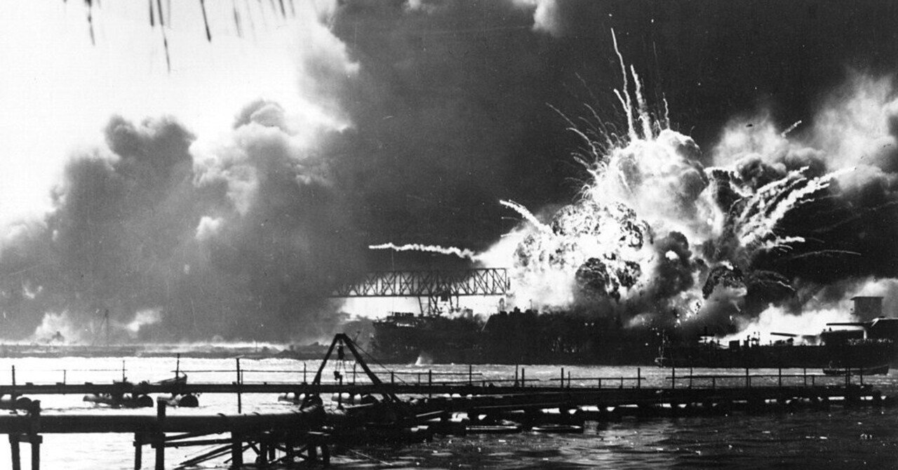 情報戦でノイズを除去し、本当のシグナルを特定する難しさを論じ