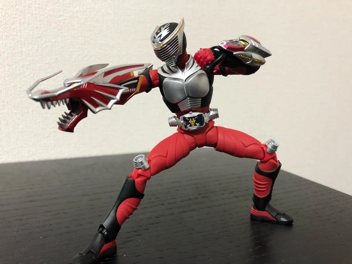 戦わなければ生き残れない！S.H.Figuarts 仮面ライダー龍騎 -20 Kamen 