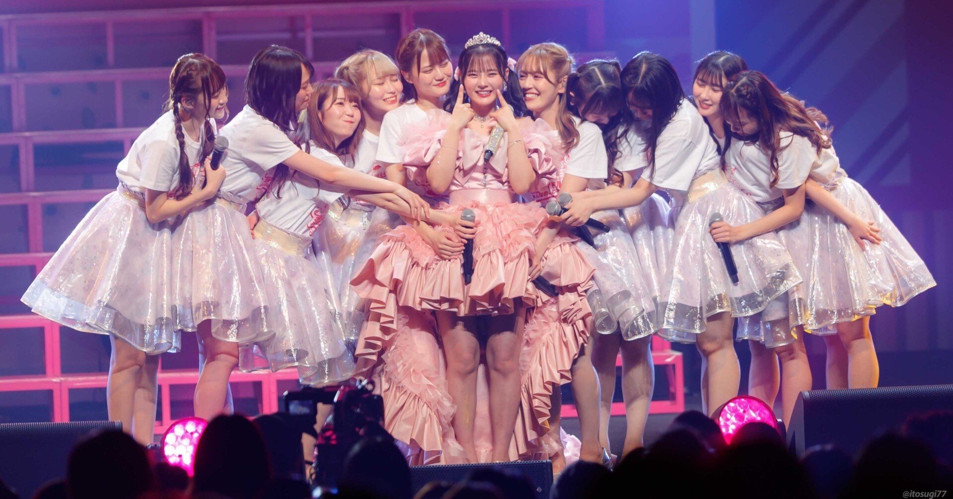 aaa3e9eb35ef9321a7ec6d0f4f9041