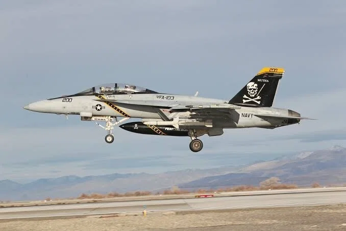 トップ ガン世代の絶対的戦闘機 ドッグファイトと翼の秘密 でぃーぷ パーポー Note