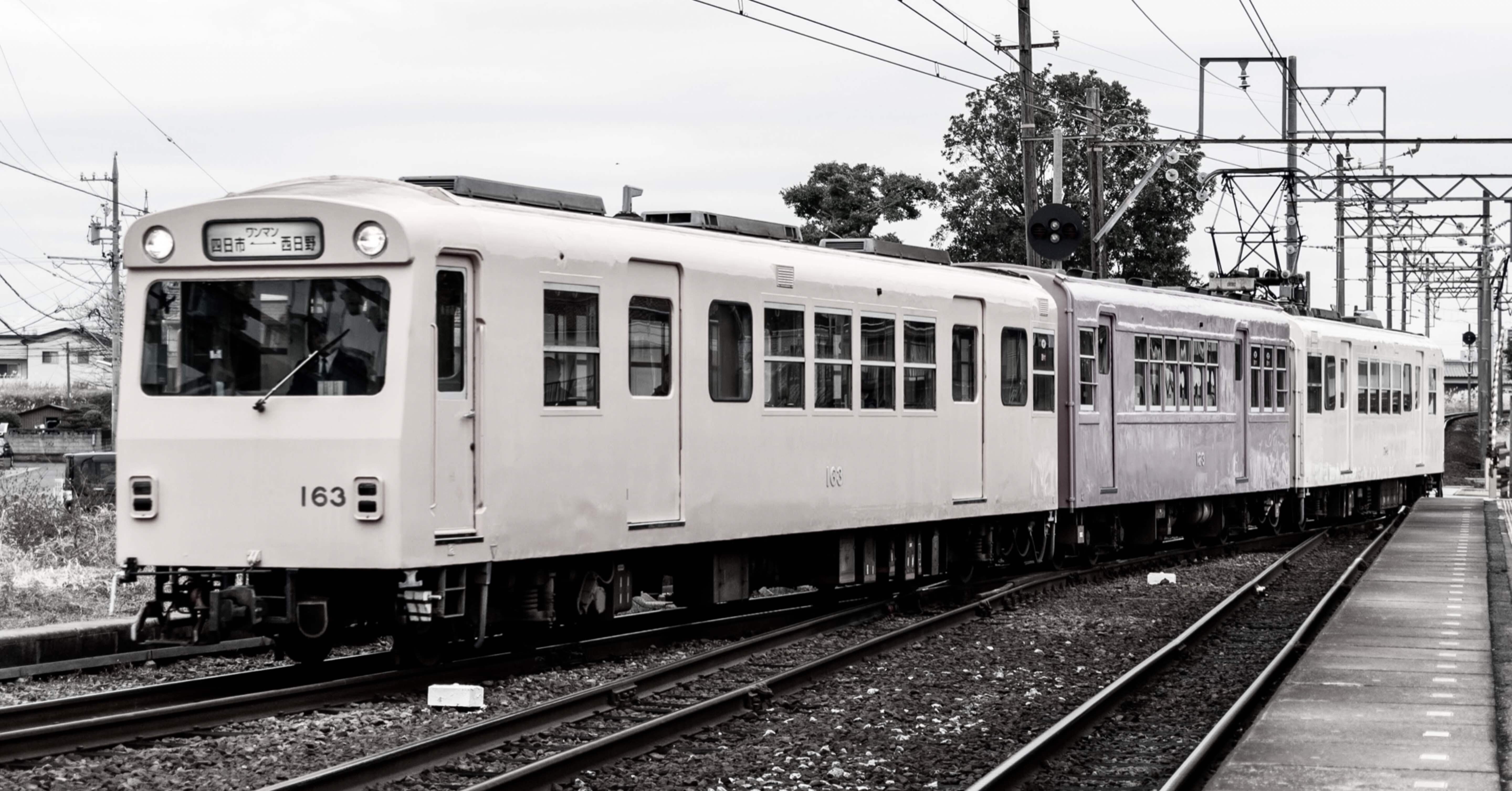 近鉄内部線・八王子線にて:2012.12.29｜10年前の鉄道写真 ／ れいろく