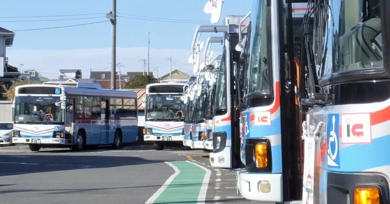 バス停のある風景：京急バス剱崎線｜穂高渓太郎