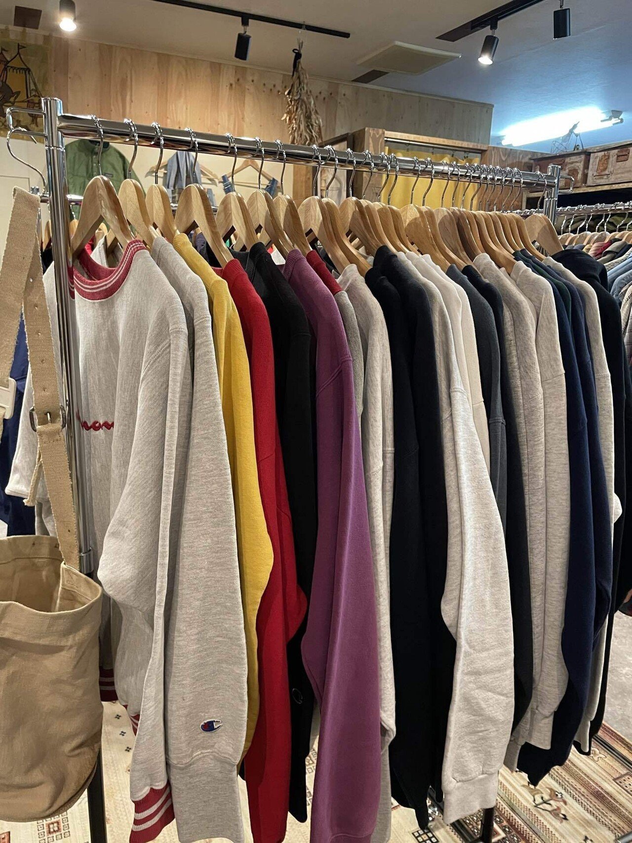 古着屋LIEN LIEN ｜ レディース古着 & Vintage & Preloved Fashion