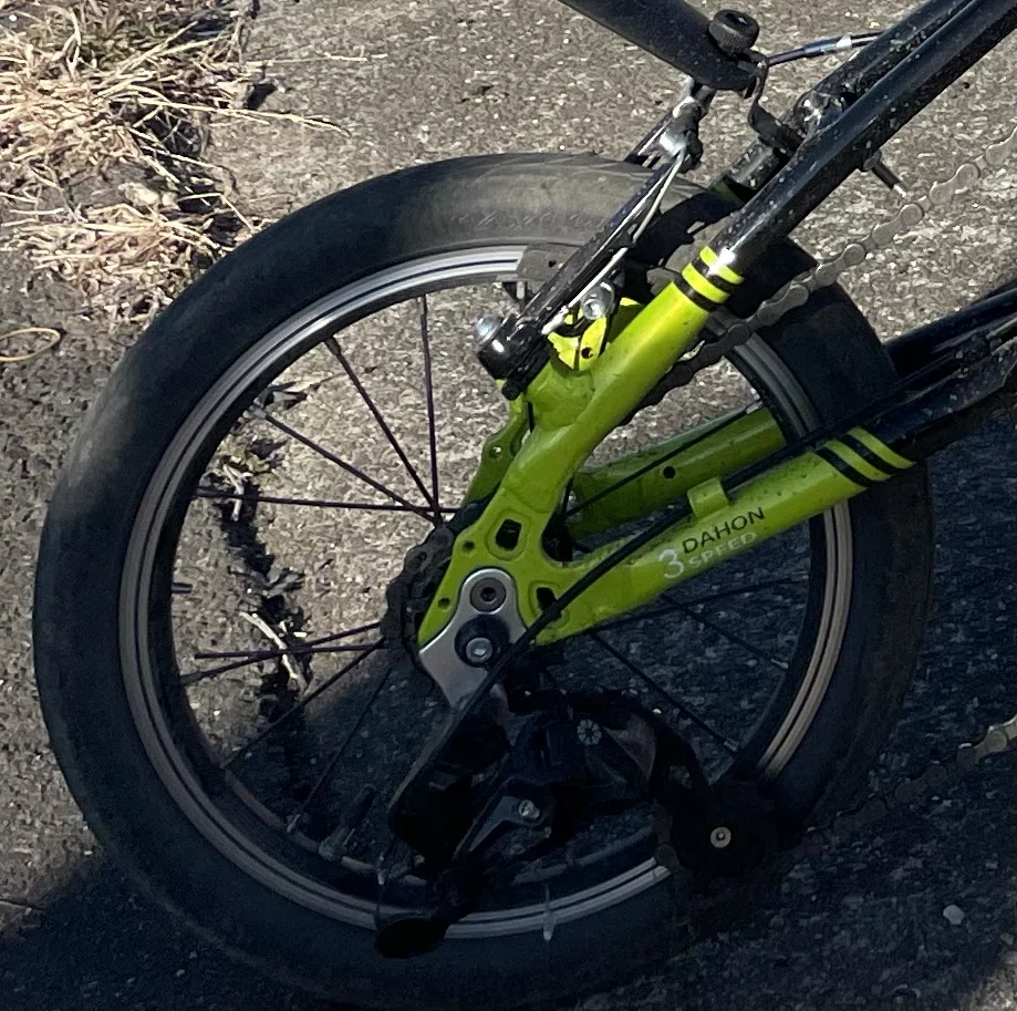 DAHON K3 スポーク折れと修理金額｜surround