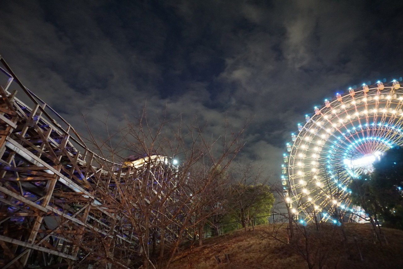 ひらパー木製コースターの魅力｜くるくる