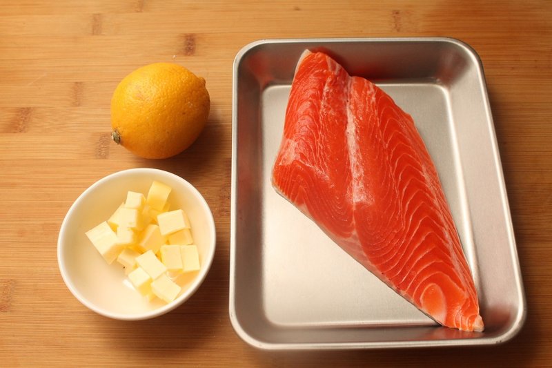 補足 サーモンの皮のとり方とカリカリ焼き 樋口直哉 Travelingfoodlab Note 補足 サーモンの皮のとり方とカリカリ焼き 樋口直哉 Travelingfoodlab Note