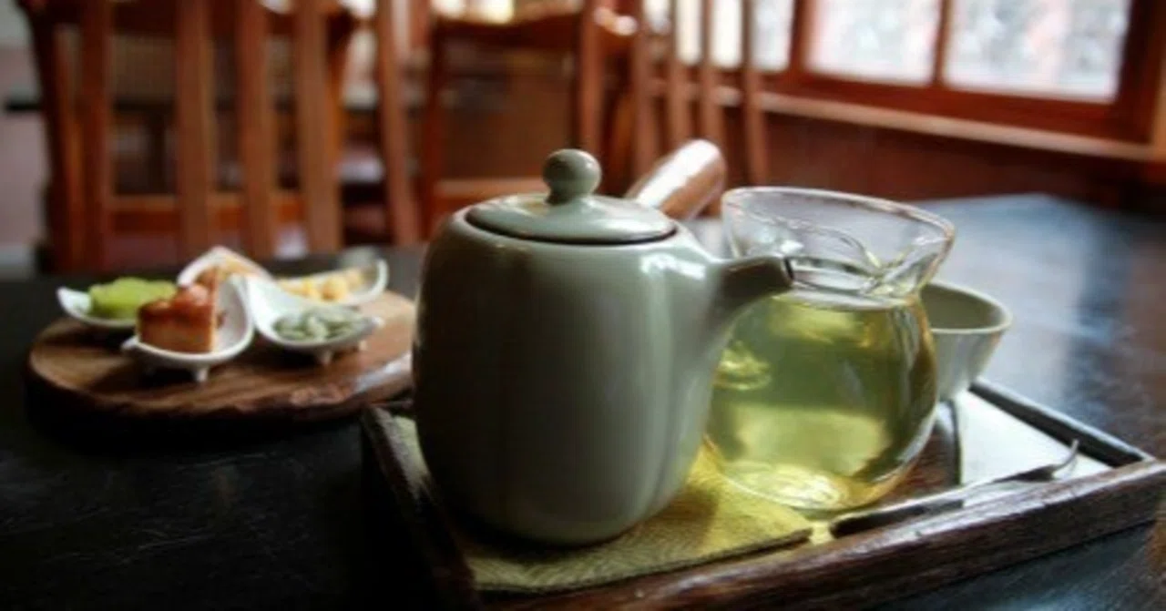 お茶系香水いろいろ|MY香水探しの旅⑤｜夏ぬ