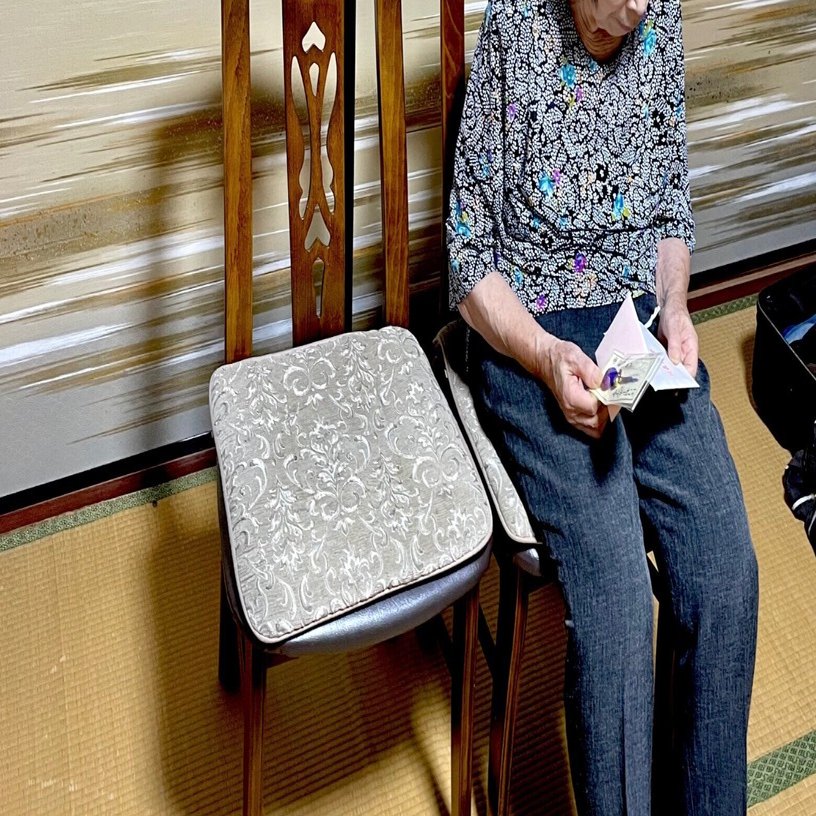 おばあちゃん｜moe | カメラ好き夫婦で世界旅