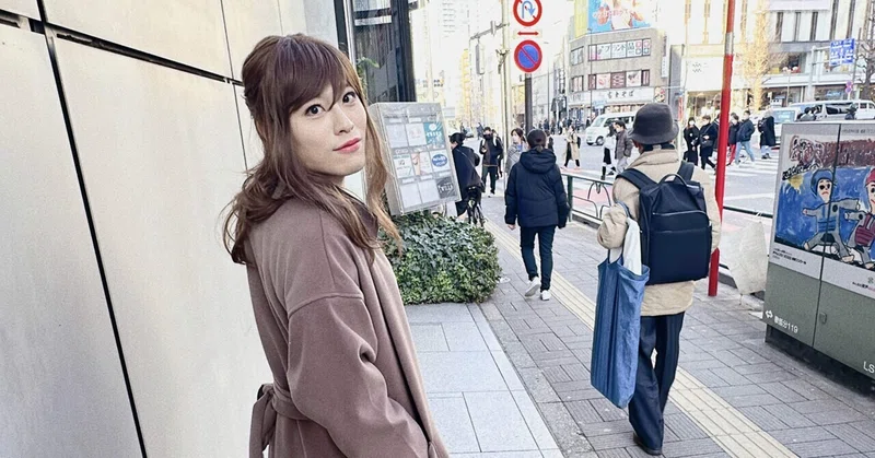 【キミの女装の中心線#01】本屋で働くキミの、はじめての女装|稲田万里|note
