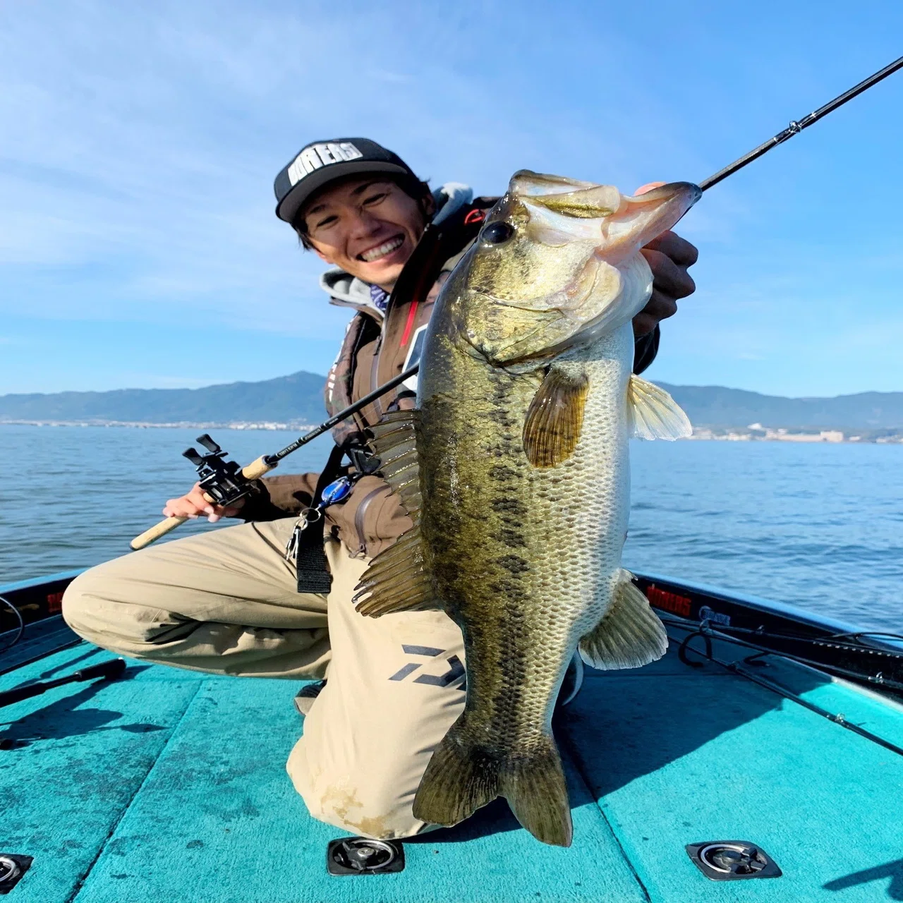 会社員を辞めてバス釣りの仕事します！』｜浅野敦哉(つんつん)