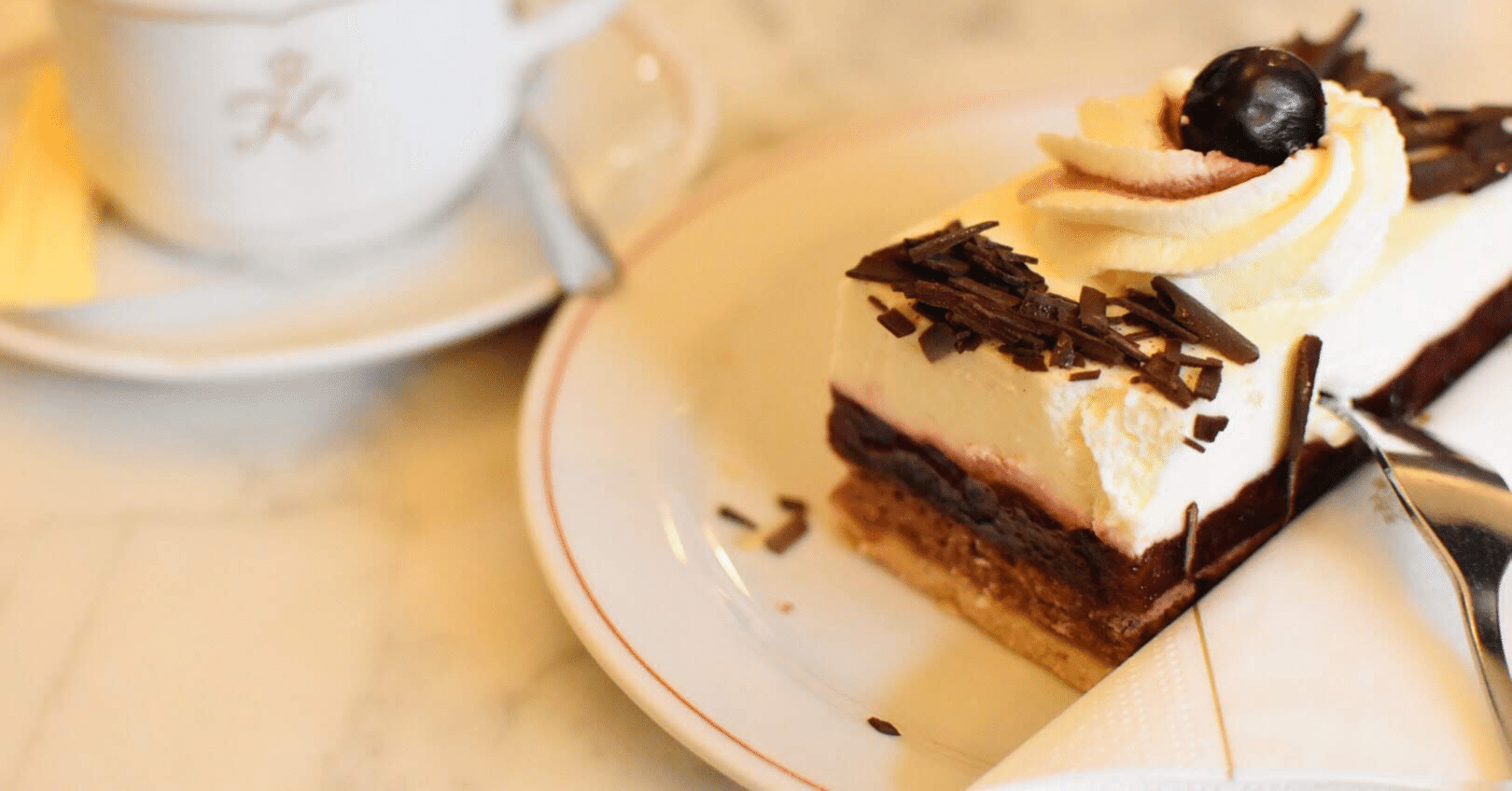 ドイツ事情】ケーキにフォークが刺さっている！ #225｜『一から始める