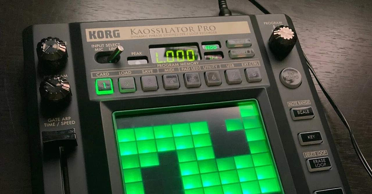 KAOSSILATOR PROの枠を緑色に塗ろうとして失敗した話｜戸塚こだま